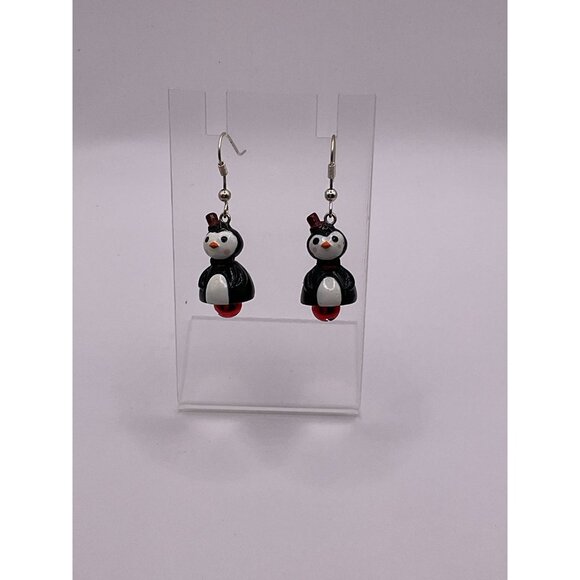Penguin Jingle Bells Holiday Christmas Drop Dangle Earrings - Picture 1 of 2